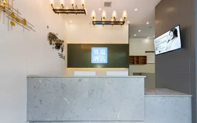 Berry Hotel Zunyi (Linda Sunshine City)
