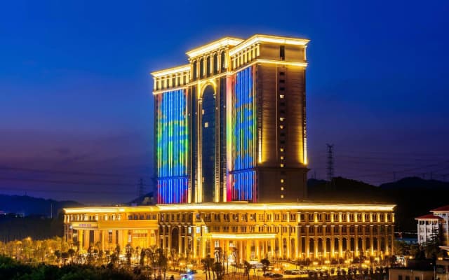 Malachite Hotel