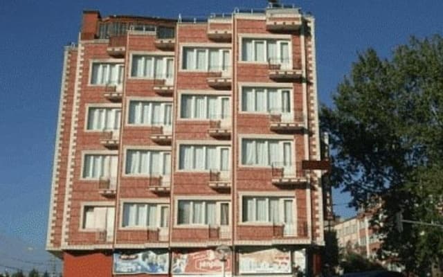 Altin Otel