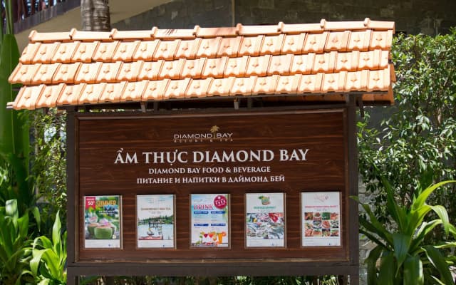 Diamond Bay Resort and Spa