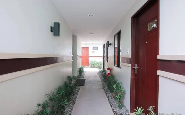 ZEN Rooms Garden View Pampanga