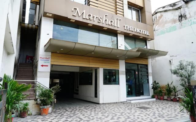 Marshall The Hotel