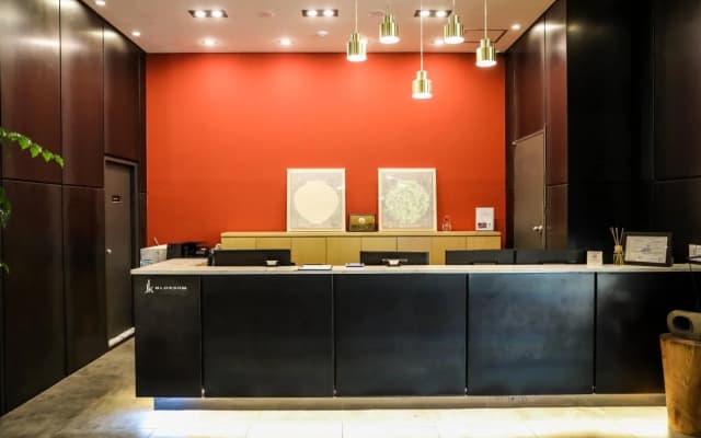 JK Blossom Hotel