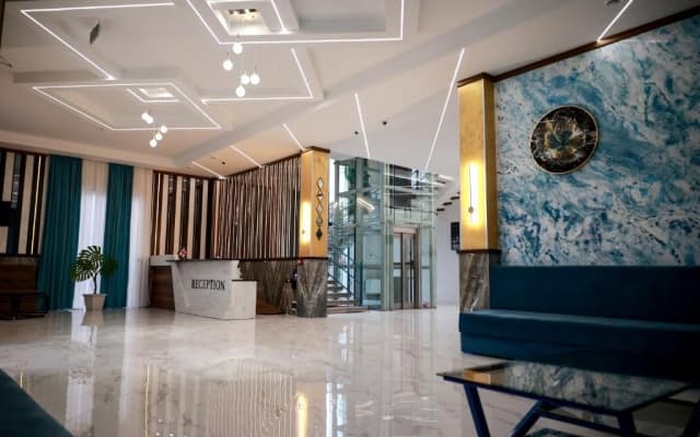 Отель DADIANI Inn