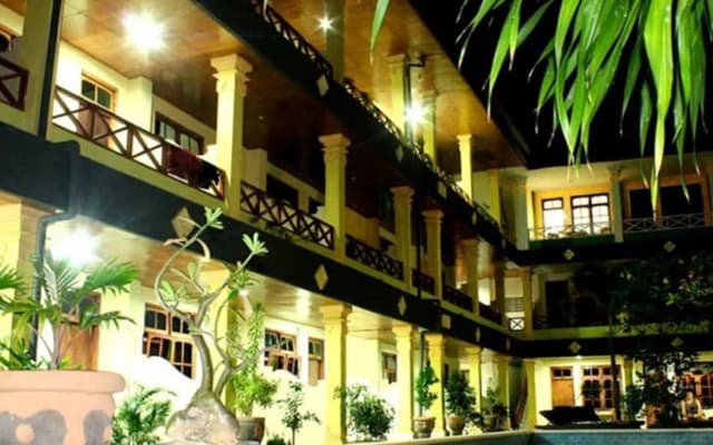 Beneyasa Beach Inn II