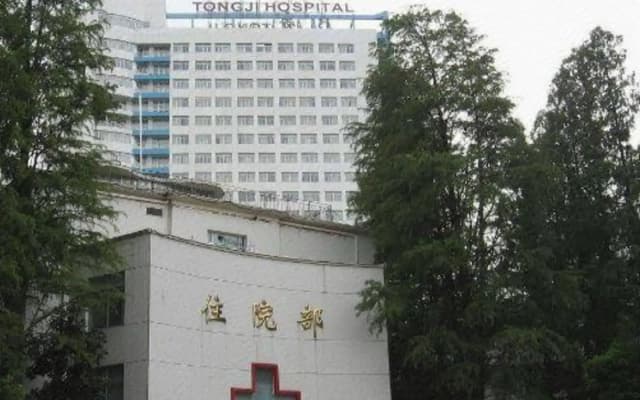 Motel Hotel (Wuhan Tongji Hospital Qingnian Road Subway Station)