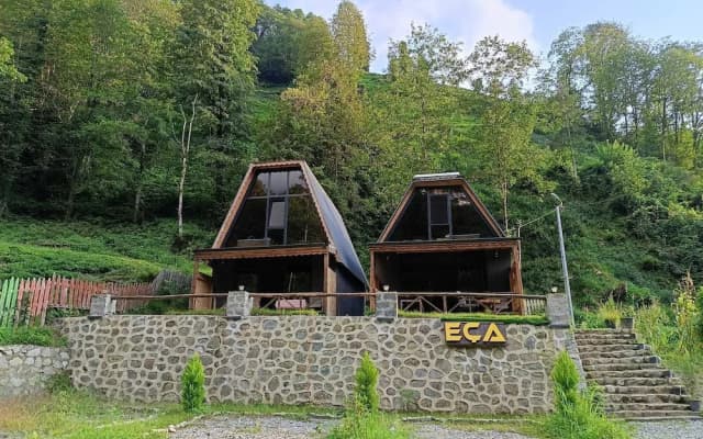 Eça Bungalov