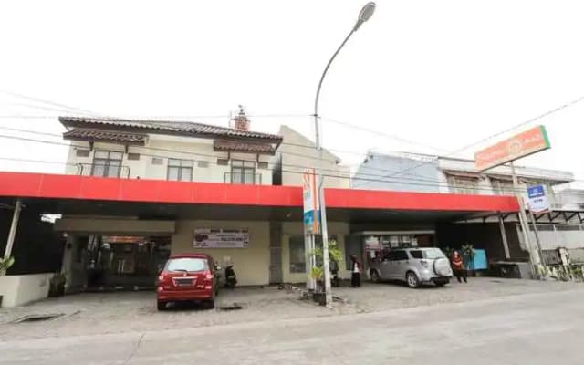 马卡萨托多普利马斯酒店(Hotel Toddopuli Mas Makassar)