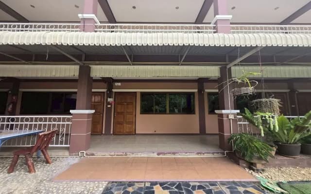 Phaiboon Hotel & Resort