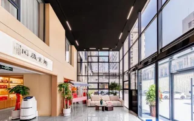 Elong R.YUN Hotel (Hohhot Railway Station Xinhua Square Subway Station)