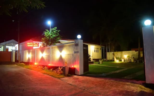 White Villa Airport Transit Hotel