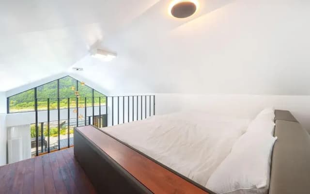 Danyang Dandelion Pool Villa