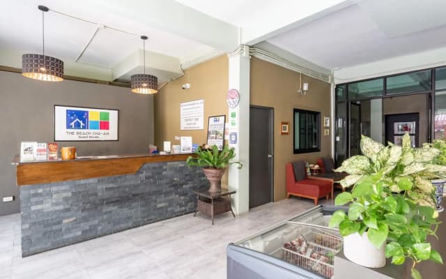 The Beach Cha Am Guest House