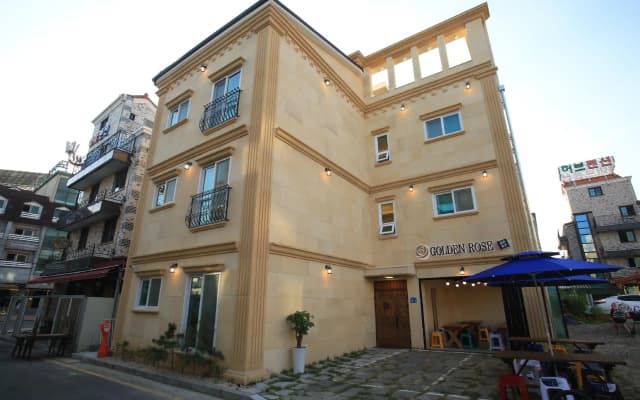 Daecheon Golden Rose Pension