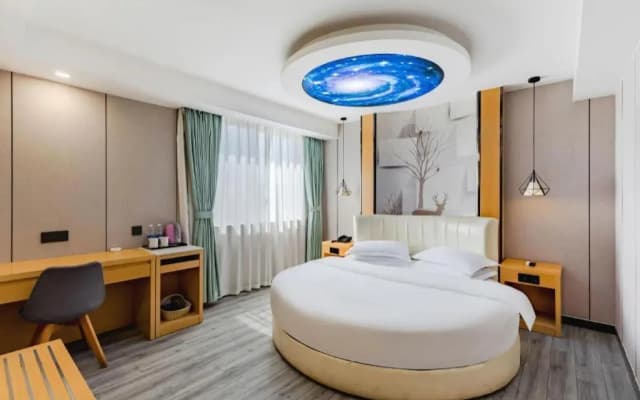GreenTree Alliance NanJing PuKou District ZhongSheng Street WenDe Road Metro Station Hotel