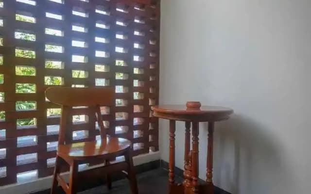 Urbanview Hotel Nardis Living Near UMY