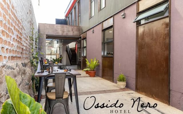 Hotel Ossido Nero