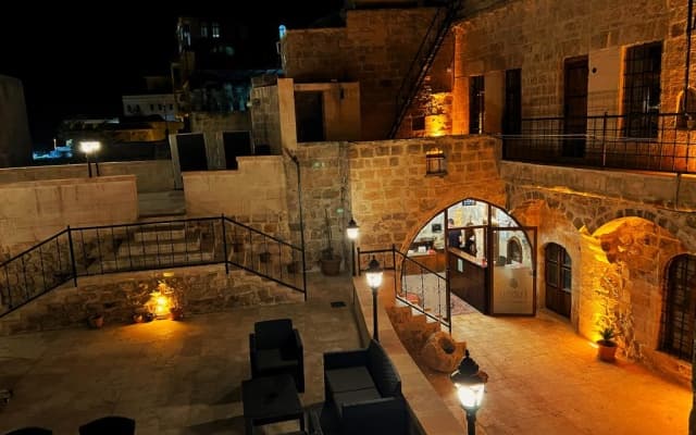 Fairouz Otel