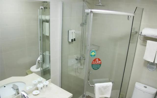 Shell Bengbu Huaiyuan County West Yuwang Road Hotel