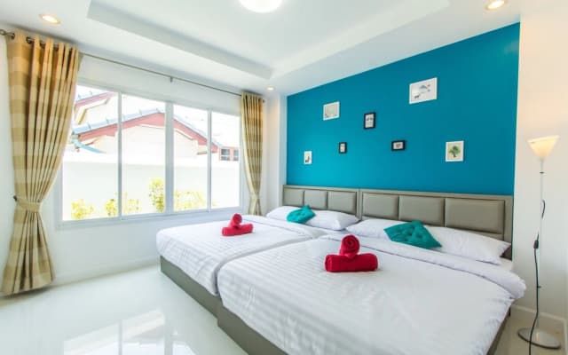 Happy-Home Pool Villa