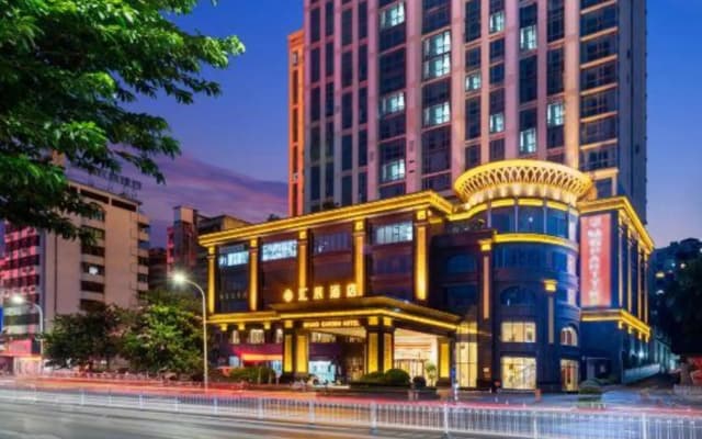 Grand Garden Hotel