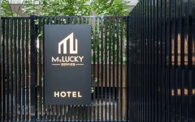 M&Lucky Hotel