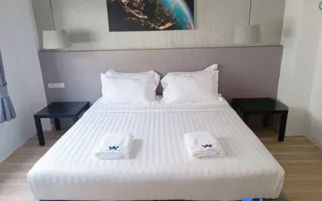 Whale Hostel Cha-Am