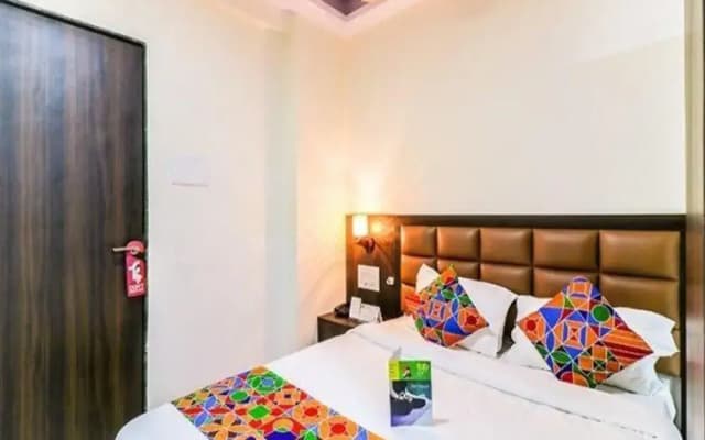FabHotel Galaxy Suite Chembur