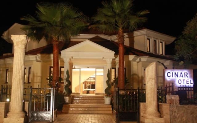 Cinar Hotel