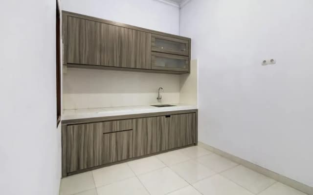 OYO 91243 Bina Syariah Guest House