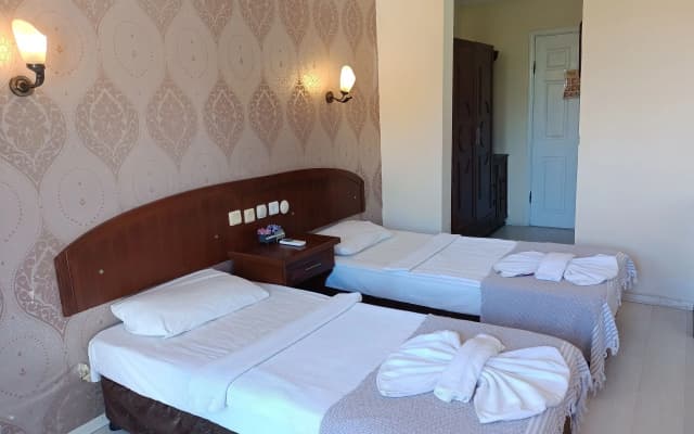 Grand Cınar Hotel