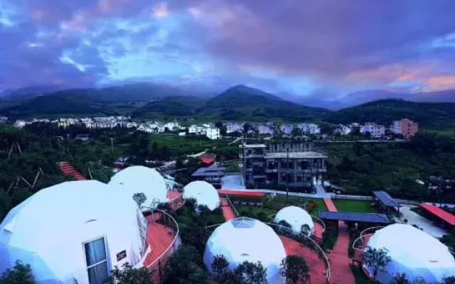 Starry Sky Hotel