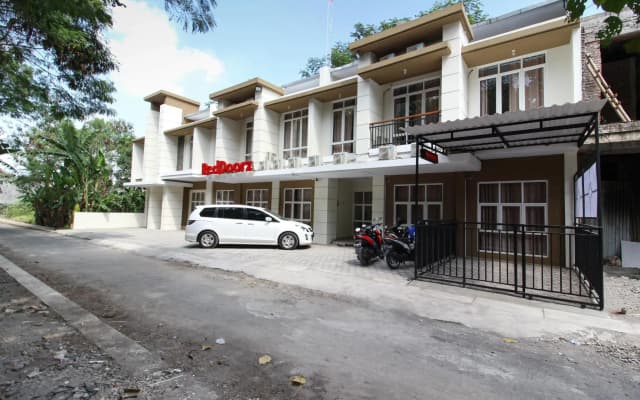 RedDoorz near Jogja City Mall 3
