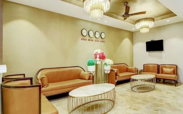 Capital O 28086 Sindhura Grand