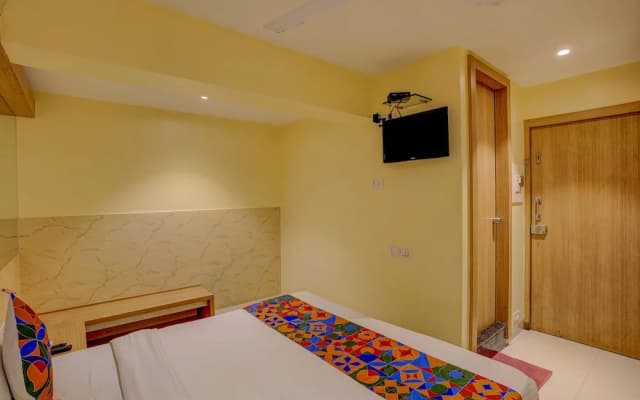 Starwood Residency by Fabhotel