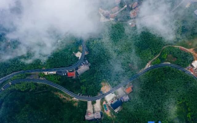 Yunhai Jiangnan Tianchi Light Luxury Holiday Guesthouse