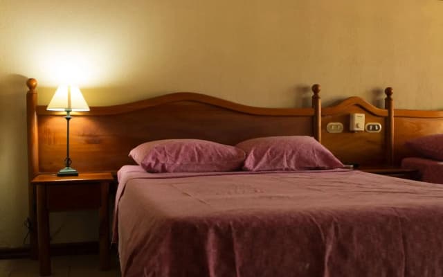 Guanacaste Lodge
