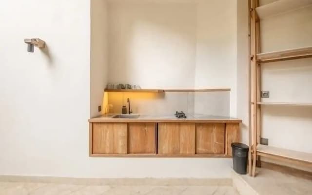BA Villa 9 1 BR Villa 800m to Echo bea Elegant 1-br Villa With Pool 800m to Echo Beach