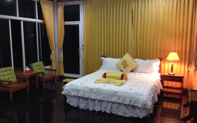 Sairougn Seaview Hotel