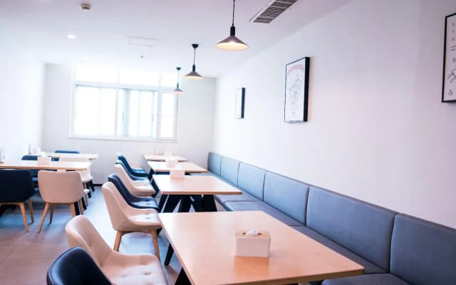 Hanting Hotel Nanchang Ba Yi Square Branch