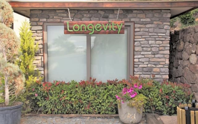 Assos Longevity Hotel