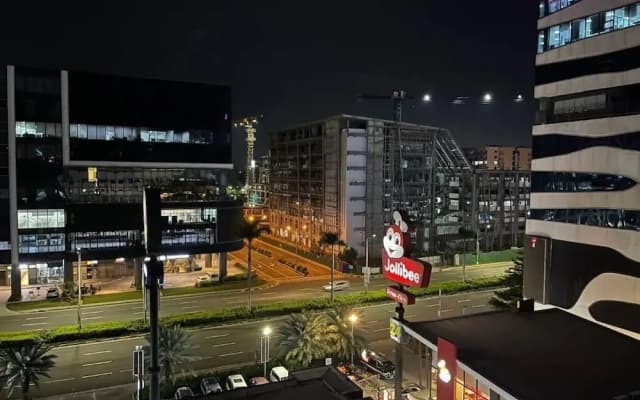 Guangdong Business Hotel SM Mall of Asia Guangdong Hotel