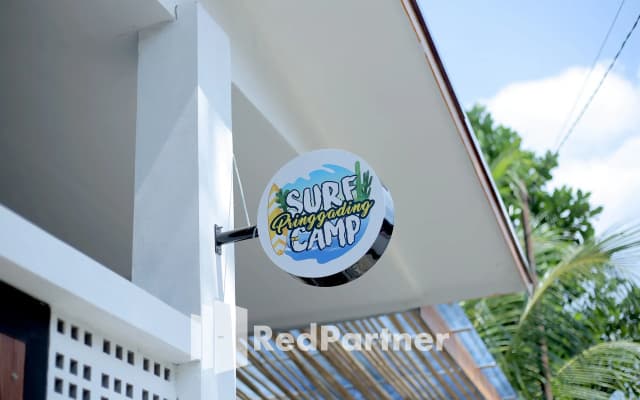 Pringgading Surf Camp RedPartner