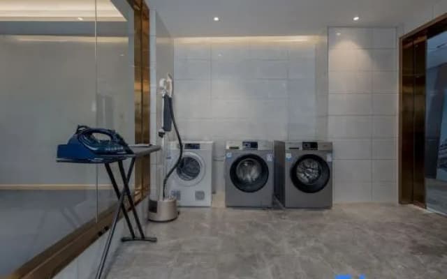 Vienna Hotel(Yuncheng  Hedong  Street Wanda  Store)