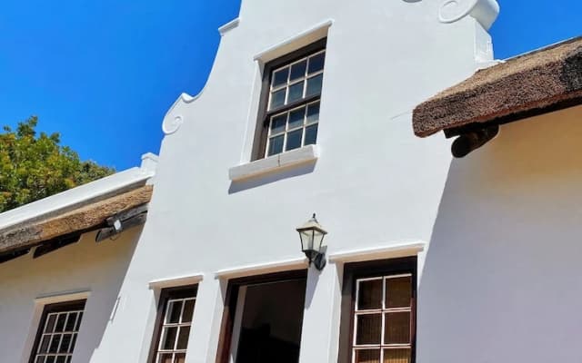 Cape Village Lodge