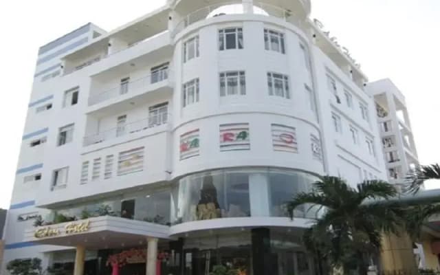 Eden Hotel