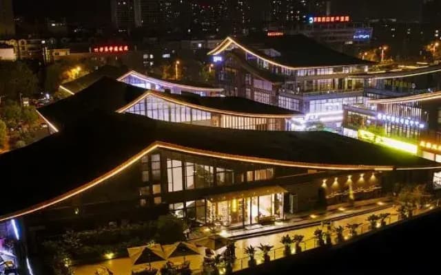 Poli Yijin Hotel