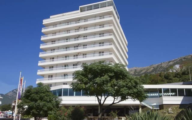 Sato Hotel Conference And Spa Resort