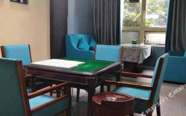 Tiancheng Holiday Hotel (Nanchong Renmin Garden)