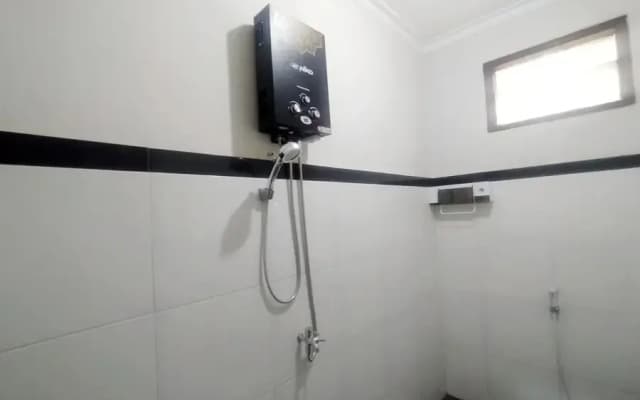 RedDoorz Syariah Near Stasiun Purwokerto